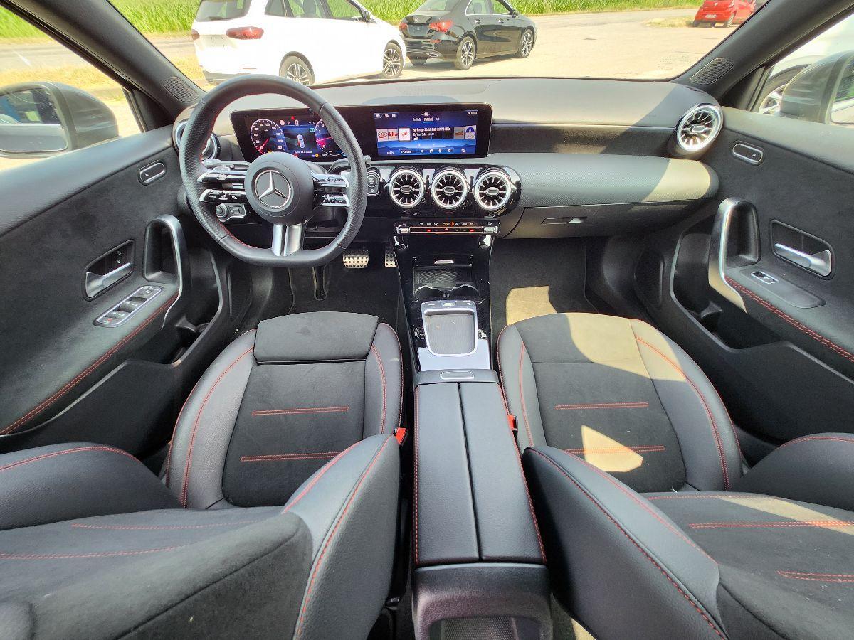 MERCEDES Classe A 180 Automatic Premium AMG MILD HYBRID