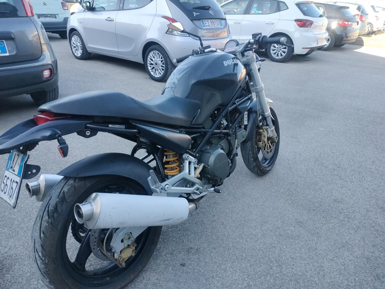 Ducati Monster 750