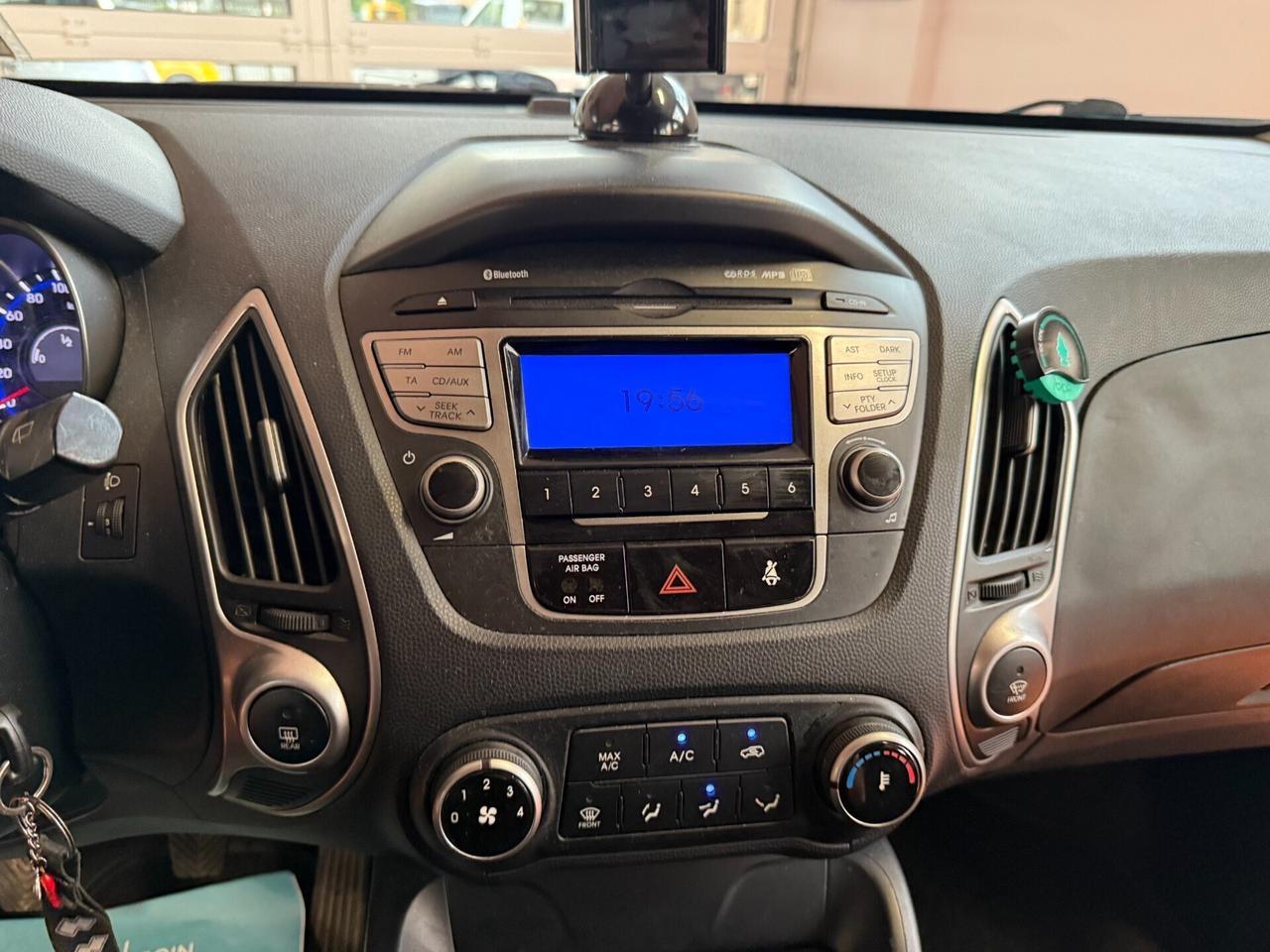 Hyundai iX35 € 3999,00 RISERVATA A COMMERCIANTI AU