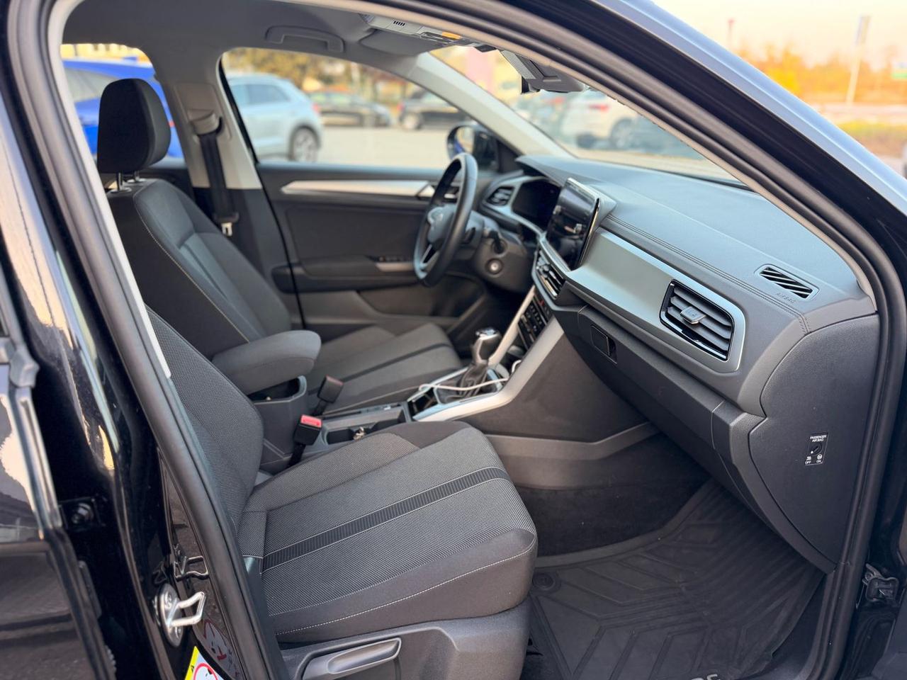 Volkswagen T-Roc Life 1.5 TSI #7870