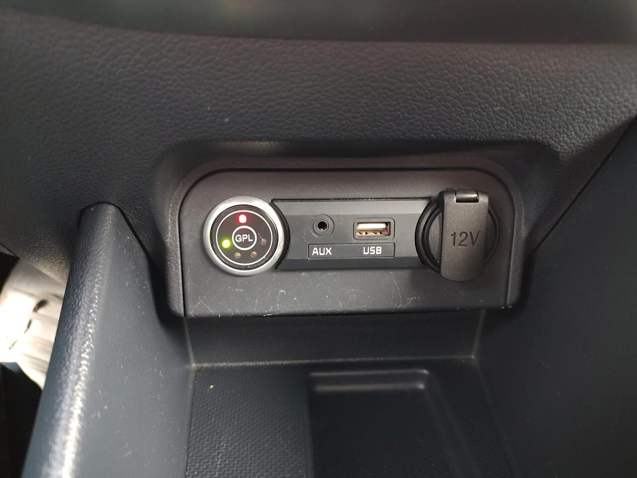 Kia Rio 1.2 CVVT 5p. ECO GPL Cool, OK NEOPATENTATI, GARANZIA L.12 MESI