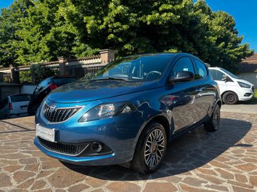 Lancia Ypsilon 1.0 FireFly 5 porte S&S Hybrid Gold Plus