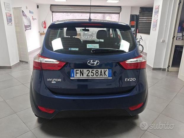 Hyundai ix20 1.4 90 CV APP MODE