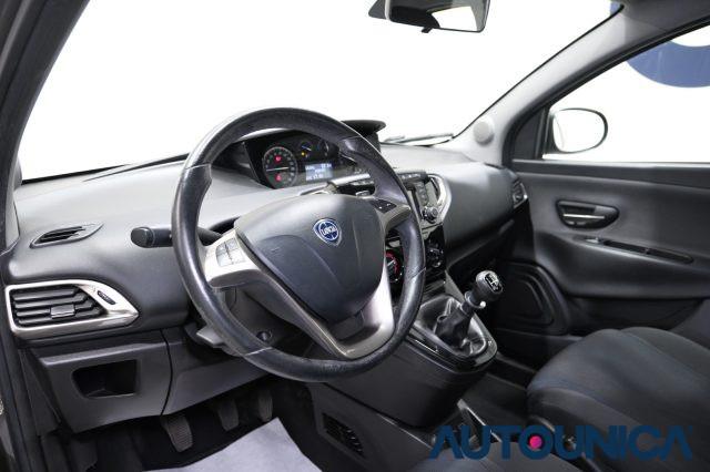 LANCIA Ypsilon 1.2 69 CV 5 PORTE S&S GOLD NEOPATENTATI