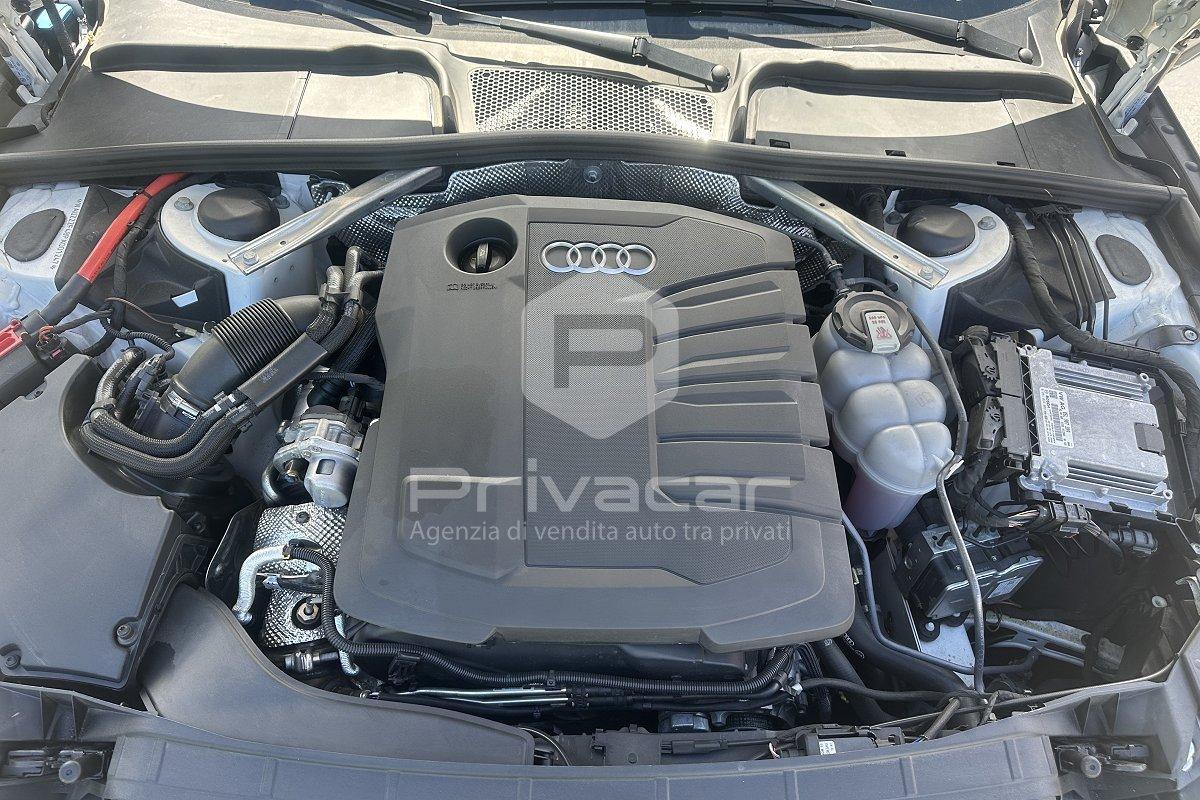 AUDI A4 Avant 40 TDI quattro S tronic S line edition