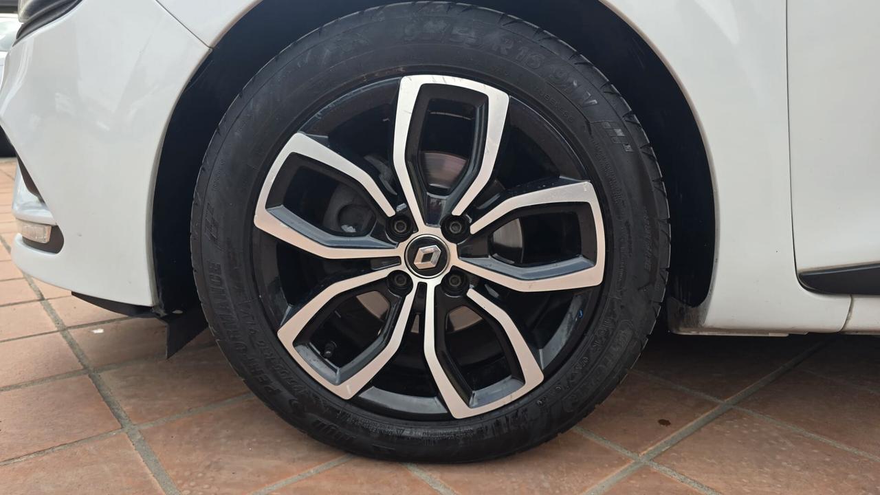 Renault Clio dCi 8V 90 CV EDC Start&Stop 5 porte Energy Duel