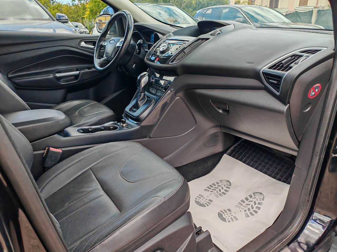 Ford Kuga 2.0 TDCI 163CV Navig cruise led 2013