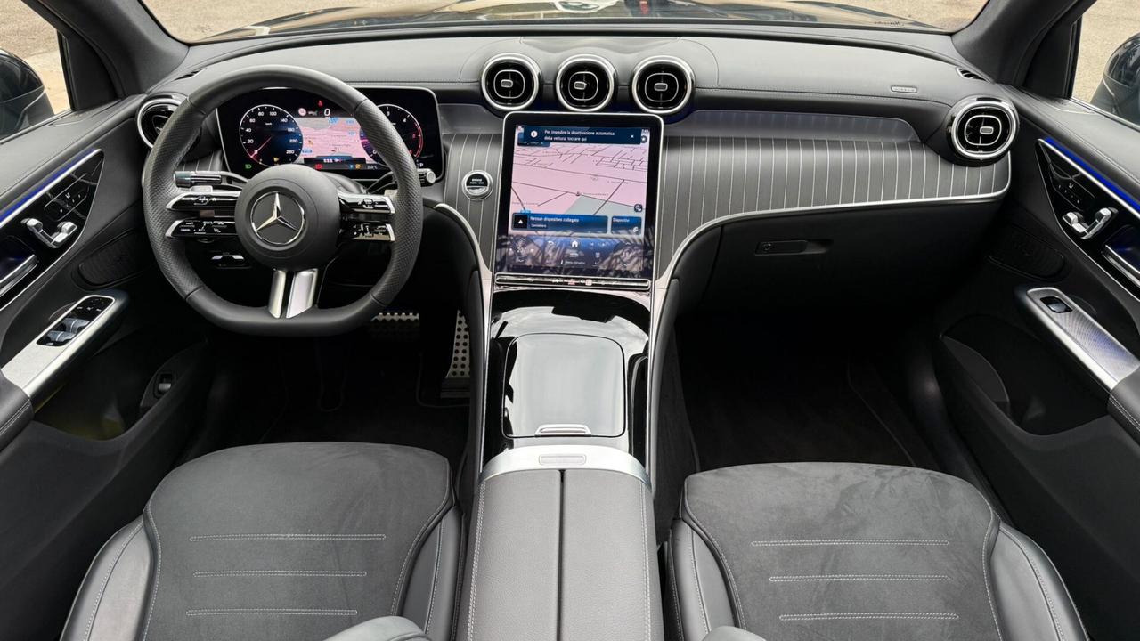 MERCEDES GLC 220d Coupé 2024 MILD HYBRID AMG LINE PREMIUM PLUS