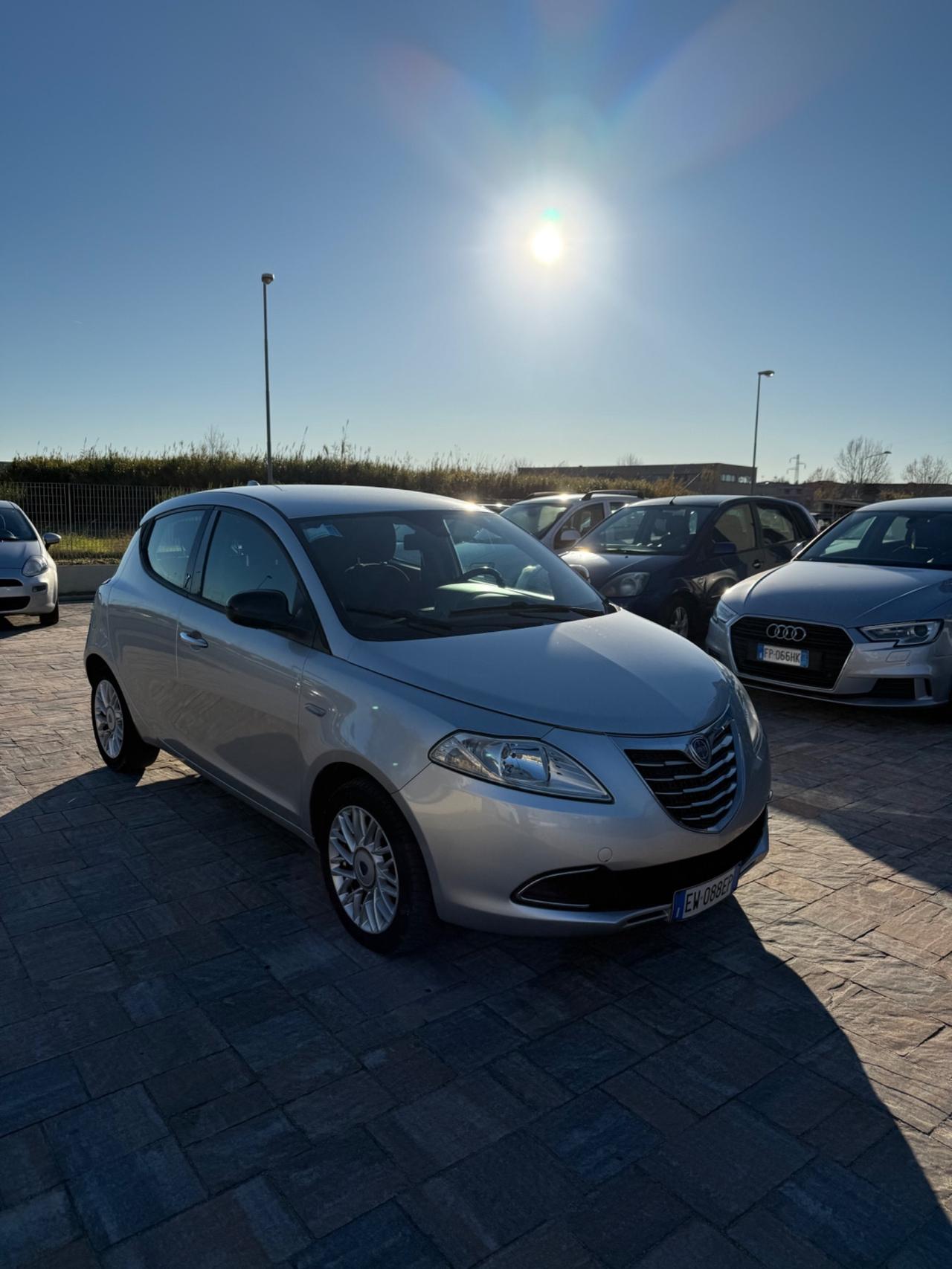 Lancia Ypsilon 1.2 Ok neopatentati