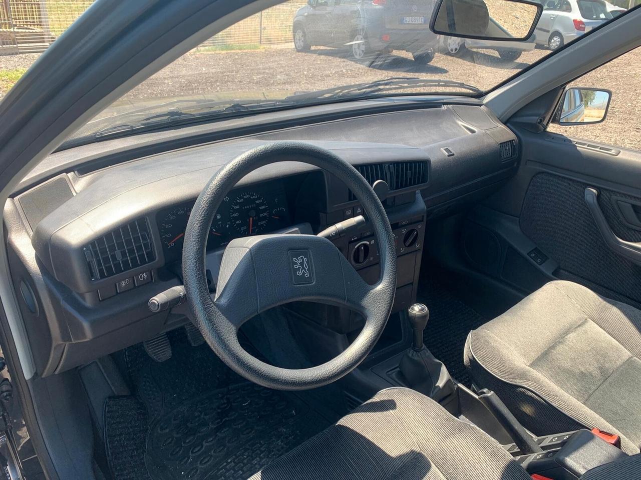 Peugeot 405 1.6 SR