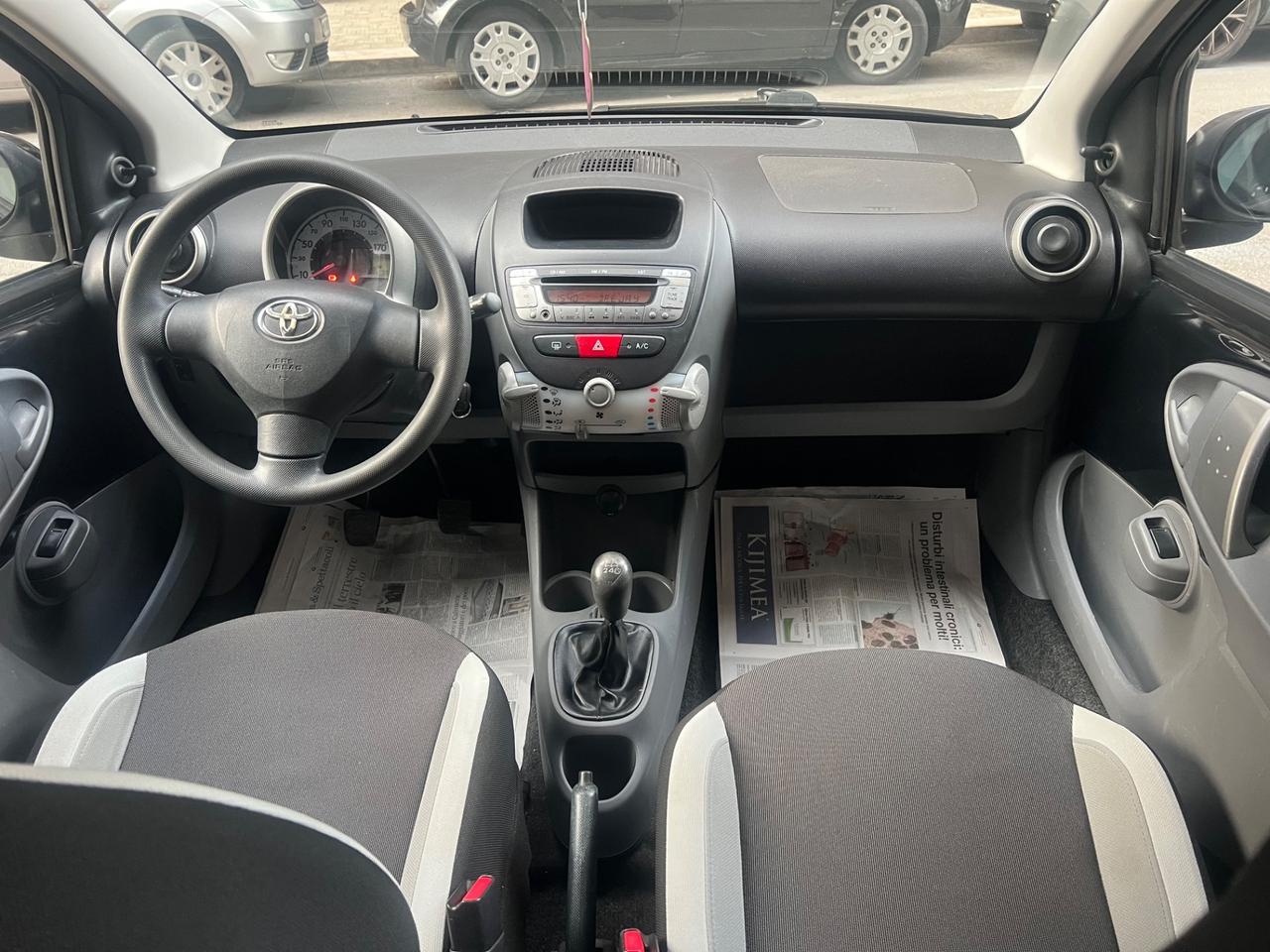 Toyota Aygo 1.0 12V VVT-i 5 porte Now