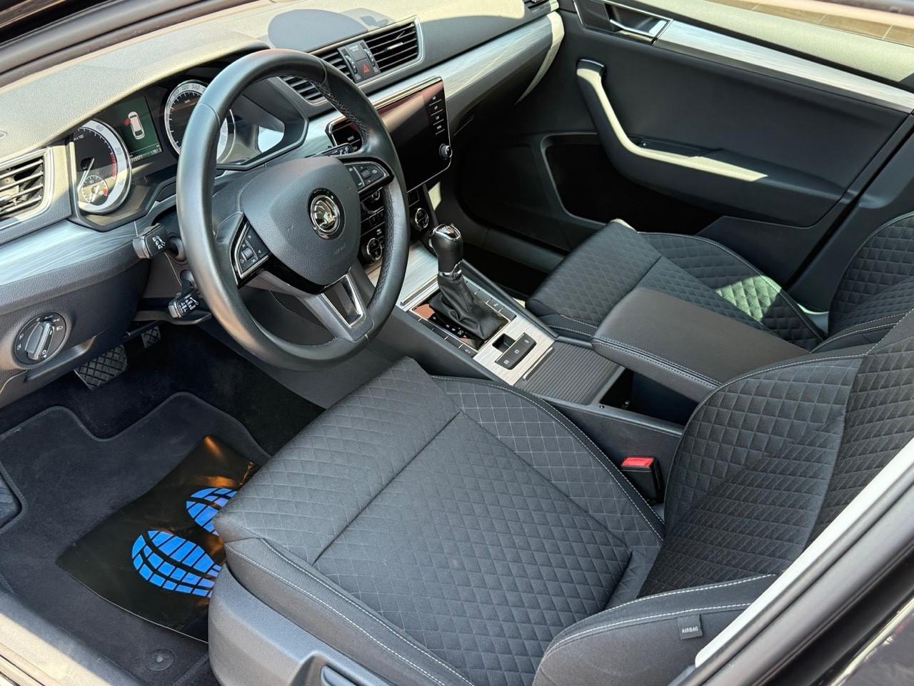 Skoda Superb 1.6 TDI SCR DSG FULL LED/UNIPRO