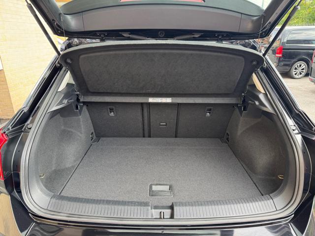 VOLKSWAGEN T-Roc 1.0 TSI Business BlueMotion Technology