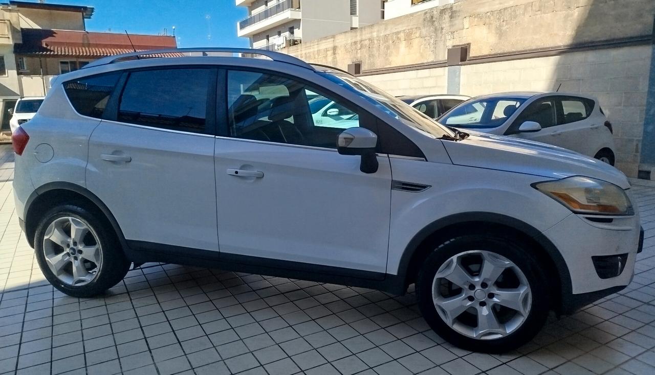 Ford Kuga 2.0 TDCi 136 CV 4WD Titanium DPF
