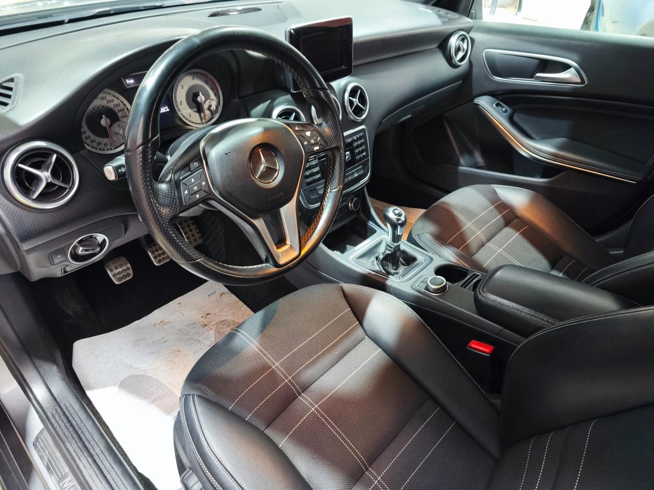 Mercedes-benz A 180 CDI BlueEFFICIENCY Sport AMG