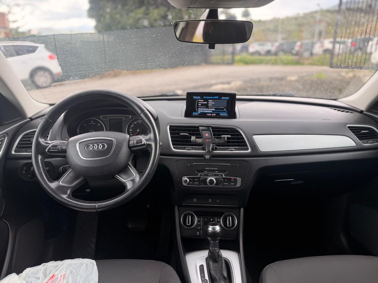 Audi Q3 2.0 TDI 120 CV S tronic Sport