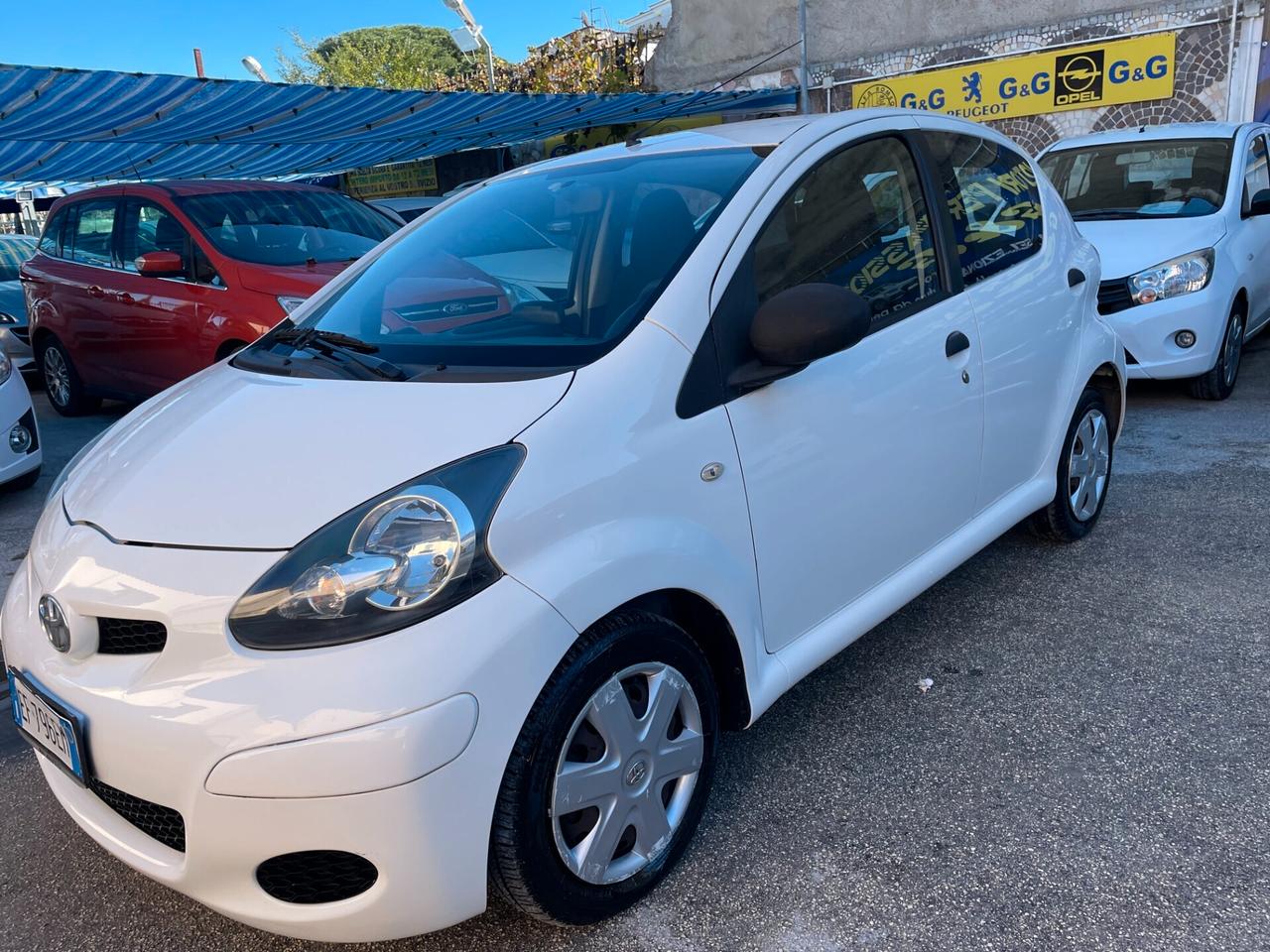 Toyota Aygo 1.0 12V VVT-i 5 porte Sol Connect