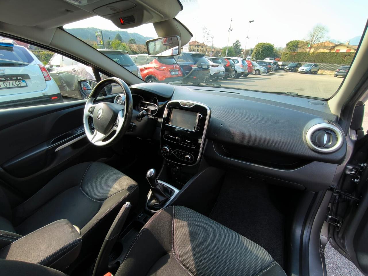 Renault Clio 1.2 75 CV 5 porte Duel *neopatentati*full optional*