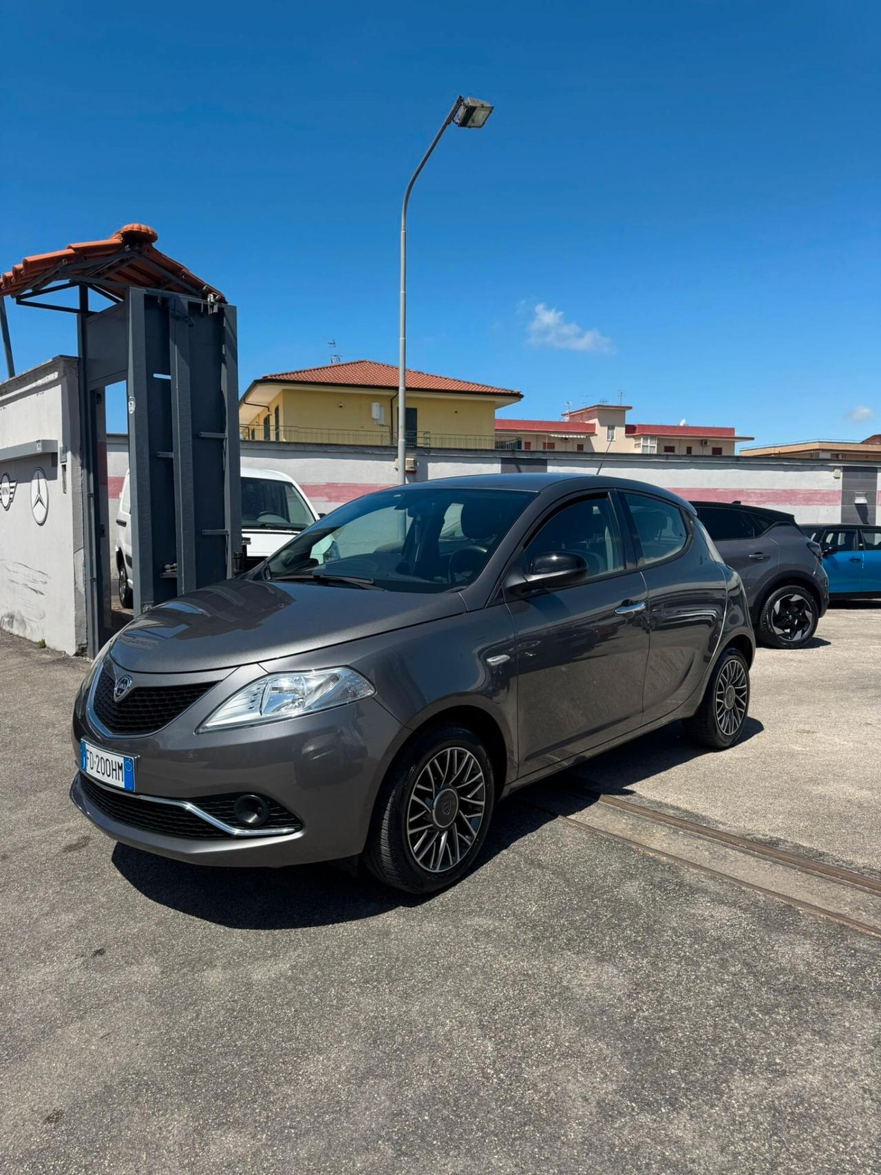 Lancia Ypsilon 1.2 69 CV 5 porte Gold