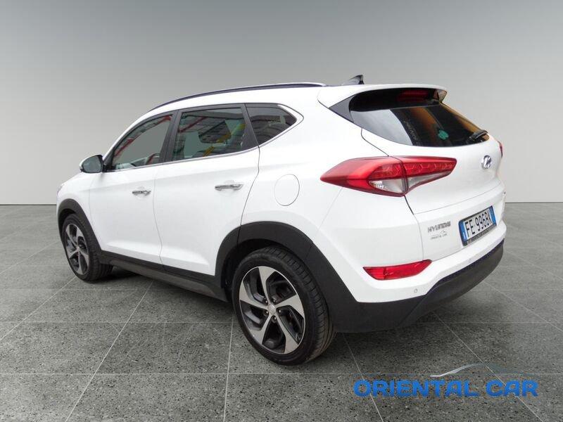 Hyundai Tucson Tucson 1.7 CRDi DCT XPossible CERCHI DA 19", TETTO PANORAMICO APRIBILE