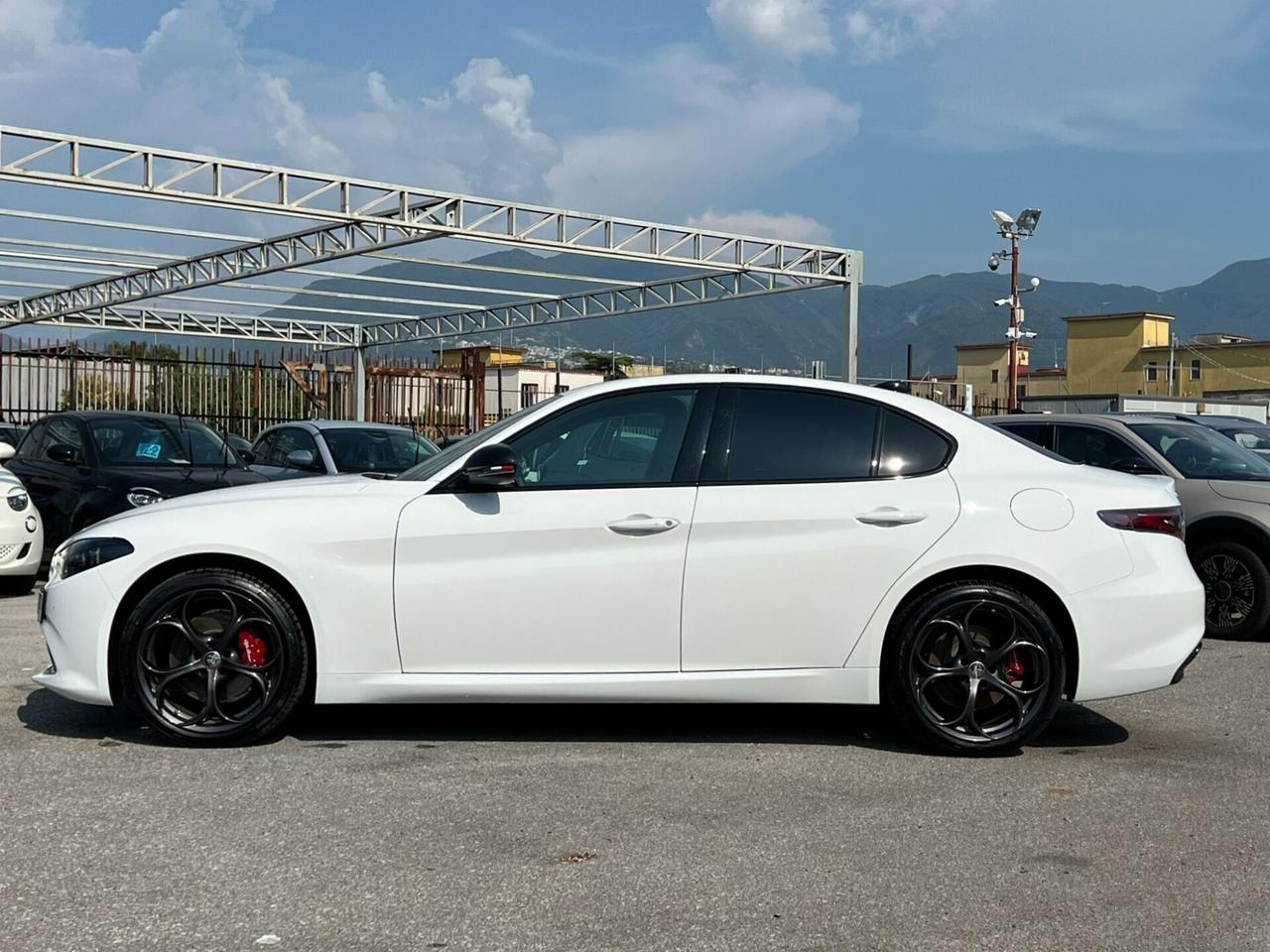 Alfa Romeo Giulia 2.2 Turbodiesel 210 CV AT8 AWD Q4 Tributo Italiano