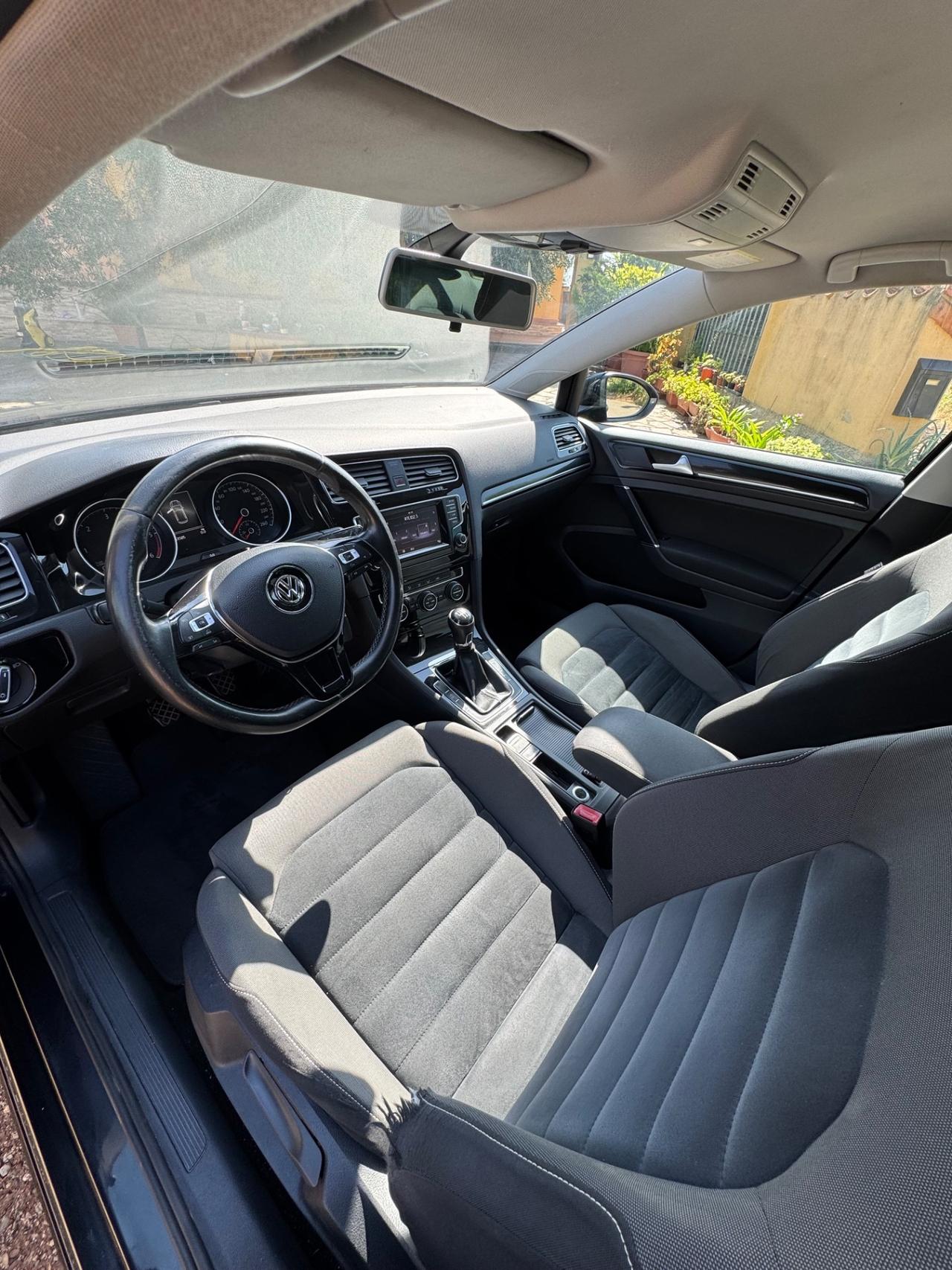 Volkswagen Golf 2.0 TDI DSG 5p. Highline BlueMotion Technology