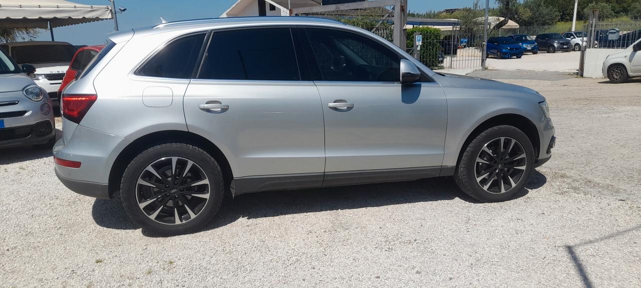 Audi Q5 2.0 TDI 170 CV quattro
