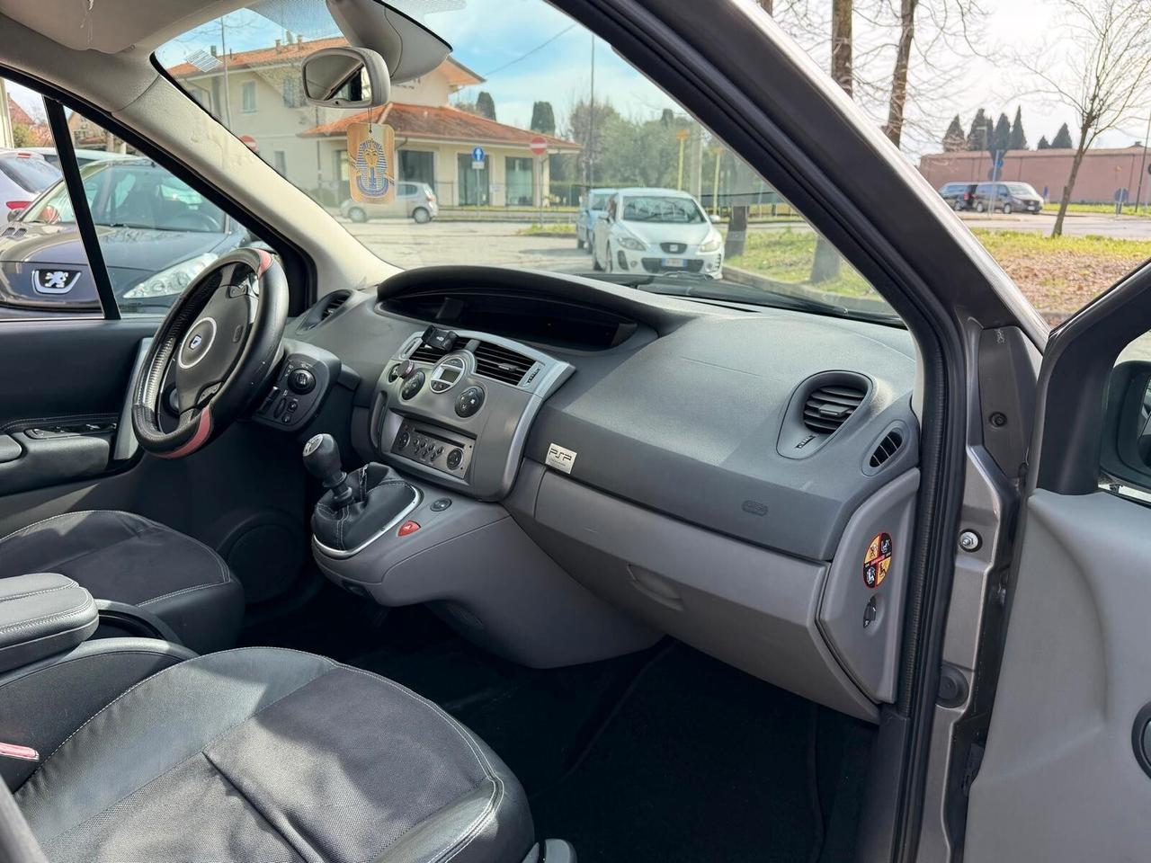 Renault Scenic Grand Scénic 1.6 16V GPL Serie Speciale PlayStation Portable