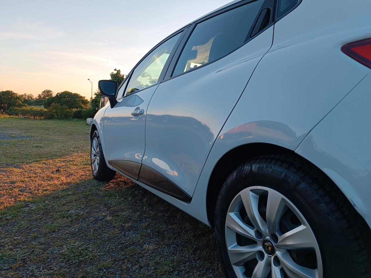 Renault Clio 1.5 dCi 8V 75CV 5 porte Costume National