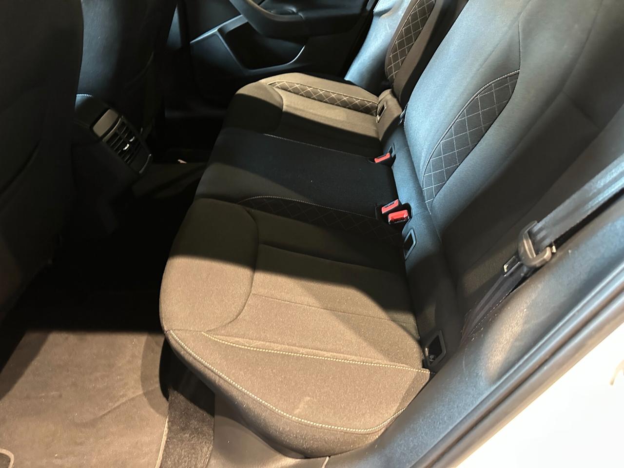 Skoda Kamiq 1.0 TSI Ambition Black Dots