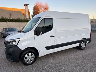 Renault Master T35 2.3 dCi 135 PM Cabinato