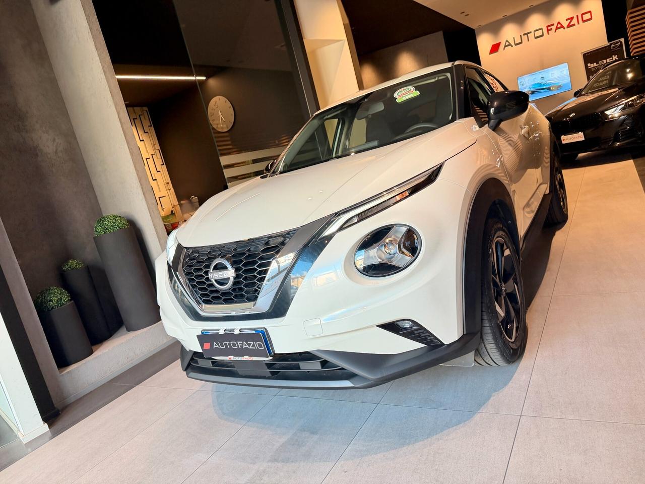 Nissan Juke 1.0 DIG-T 114 CV Acenta Business