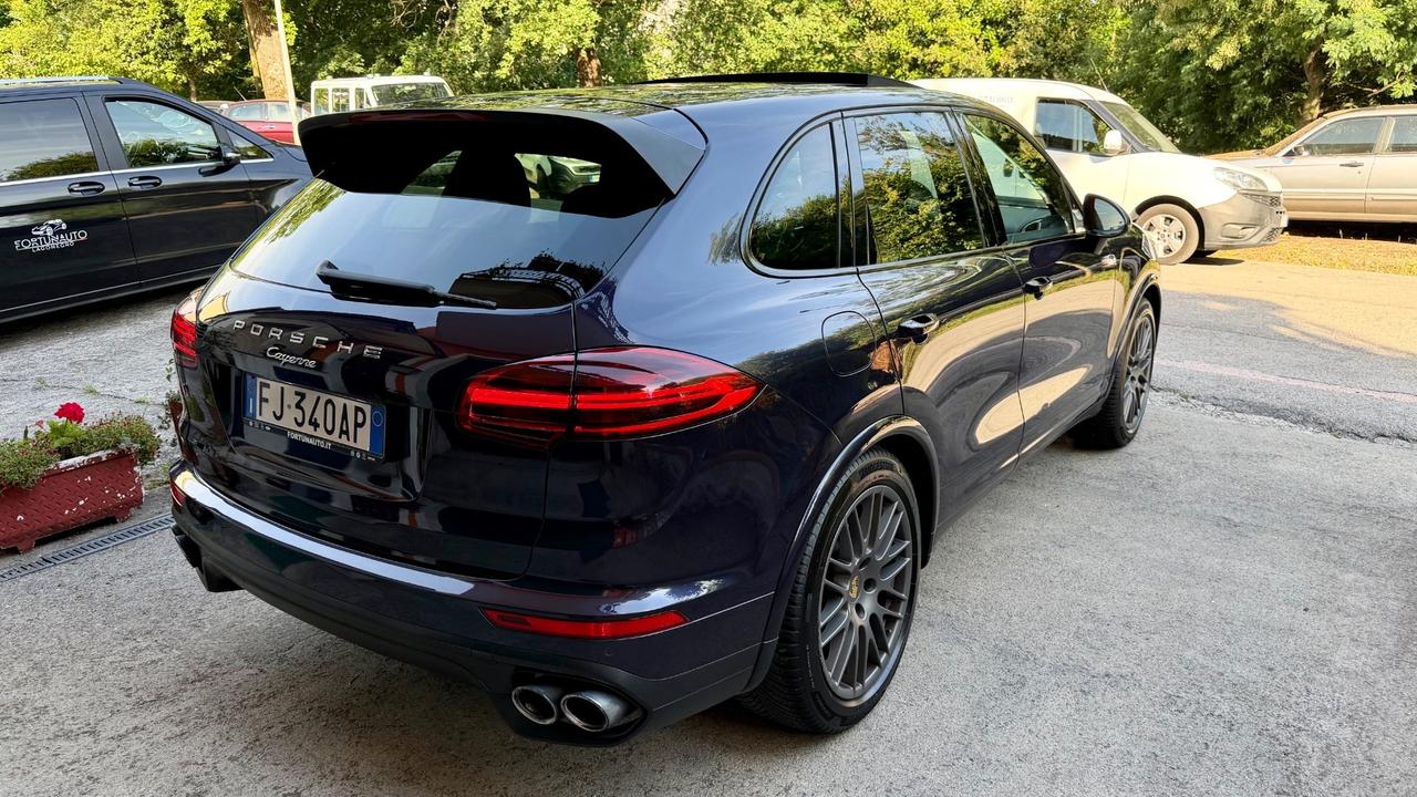 Porsche Cayenne 3.0 Diesel Platinum Edition