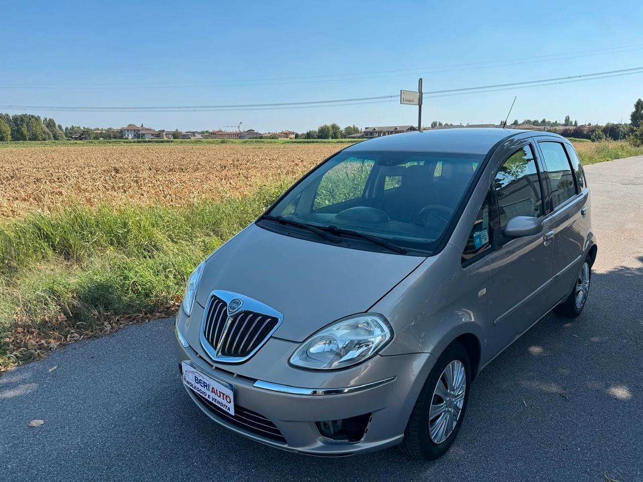 Lancia MUSA benzina adatta neopatentati