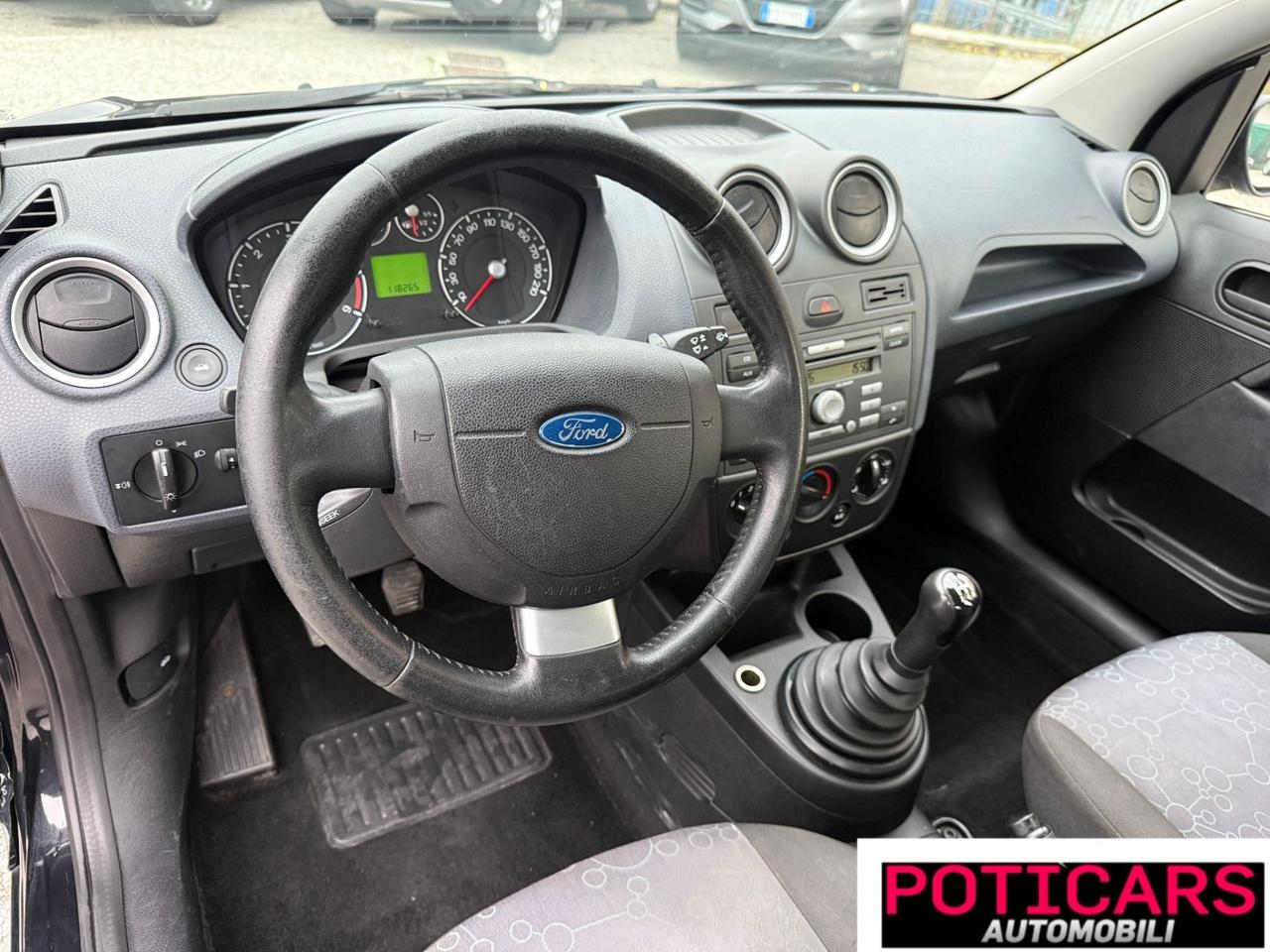 Ford Fiesta 1.5 TDCi 75CV 5