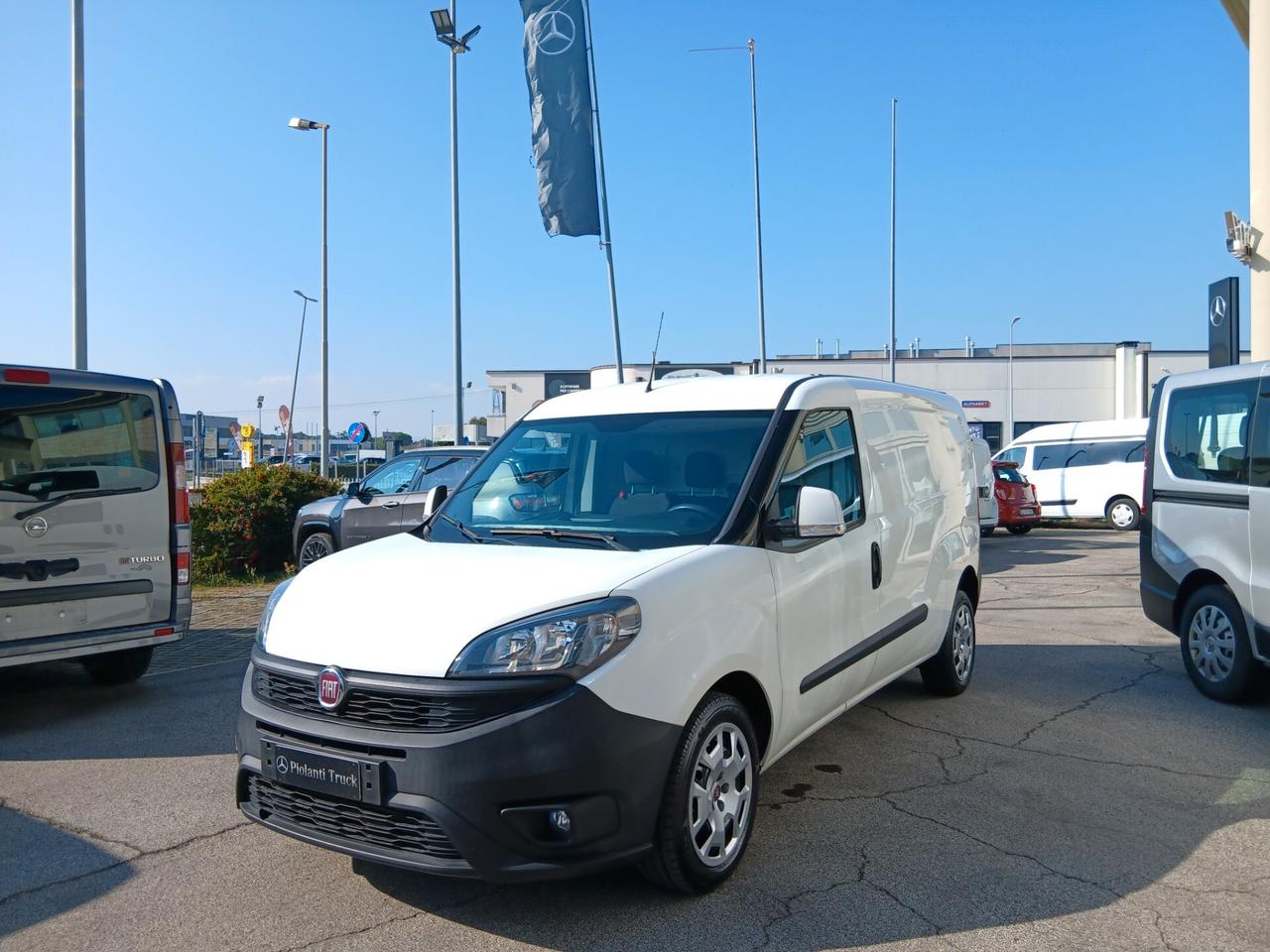 C337 - Fiat Doblò 1.6 Mtj Cargo Maxi sx IVA ESCLUSA