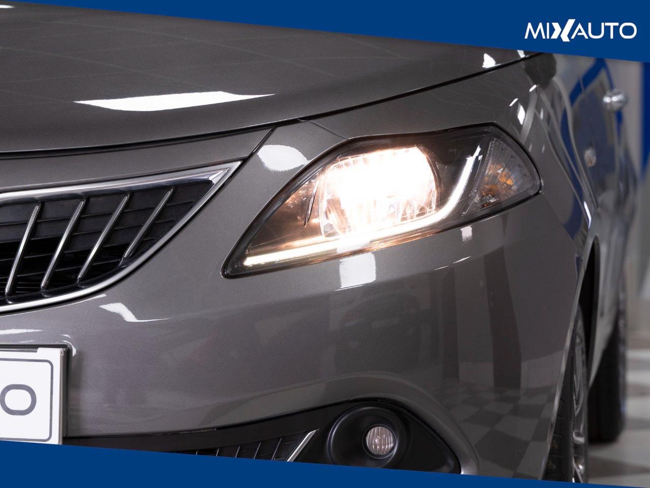 Lancia Ypsilon 1.0 Firefly Hybrid Gold Plus 70CV 5 Porte