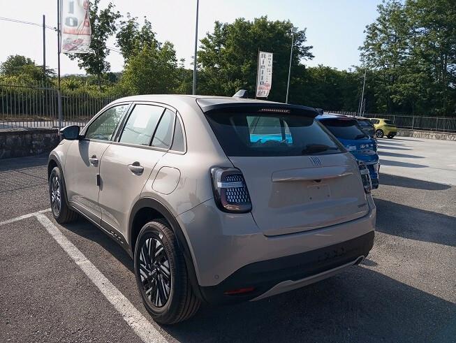 Fiat 600 Hybrid 110 CV DCT MHEV Business
