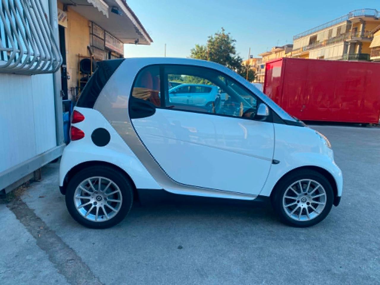 Smart ForTwo 1000 52 kW Revisionata Perfetta Leggi
