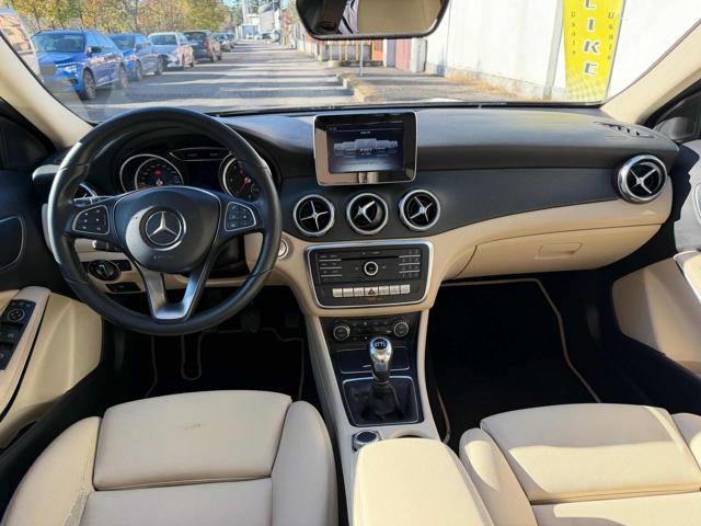 MERCEDES-BENZ GLA 180 Executive