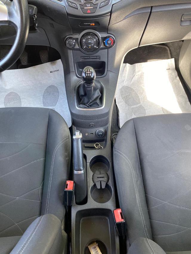 FORD Fiesta 1.5tdci BUSINESS 75cv BLUETOOTH CLIMA STEREO