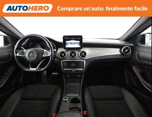 MAZDA 3 2.0L Skyactiv-G M-Hybrid Executive