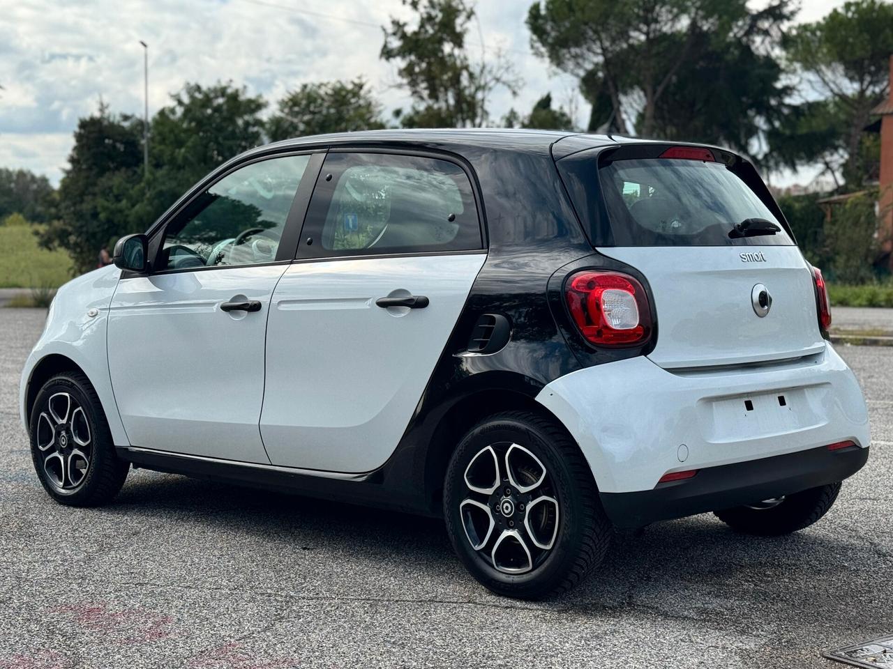 Smart ForFour 70 1.0 Youngster -TUA SENZA VINCOLI-