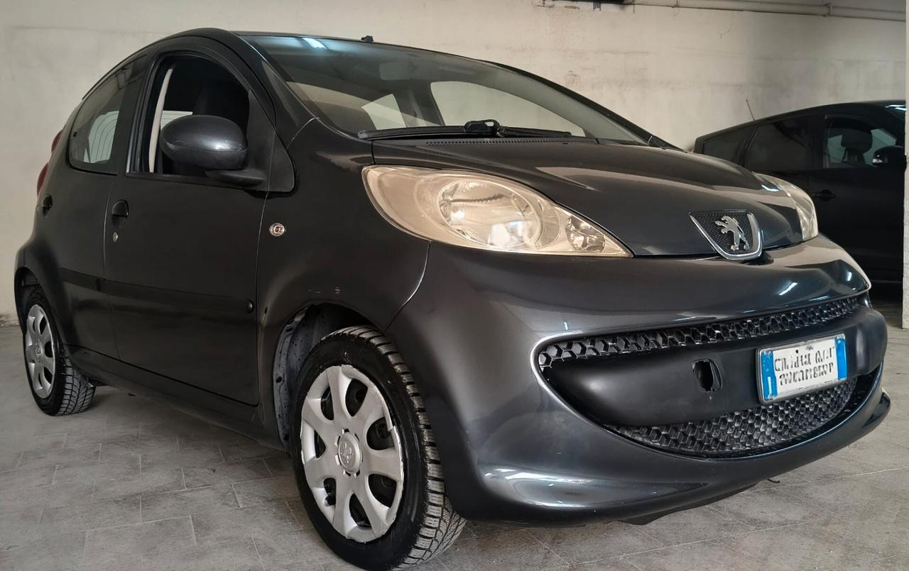 Peugeot 107 1.4 HDi 5p. Sweet Years