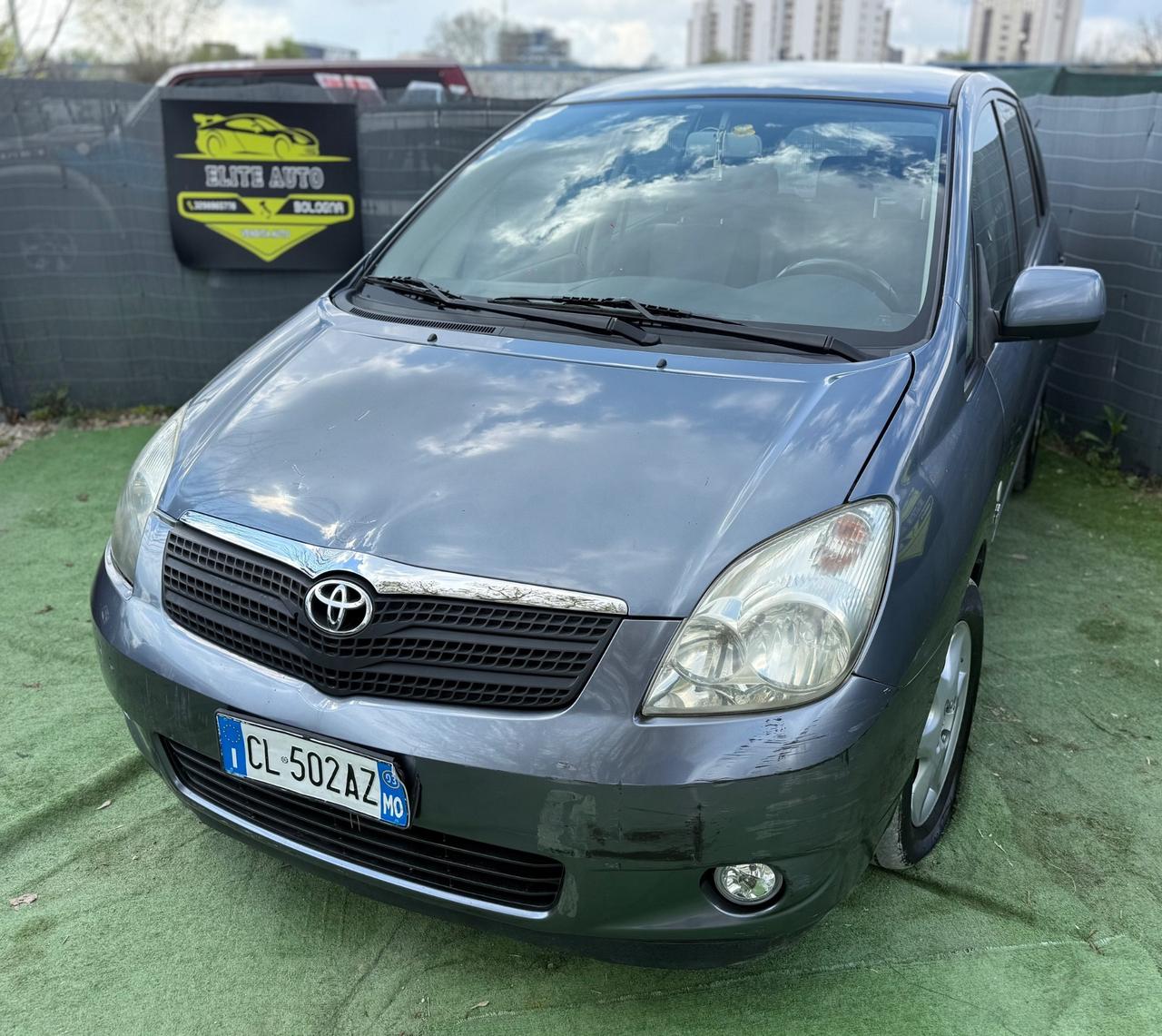 Toyota COROLLA VERSO 2.0 DIESEL NEOPATENTATI