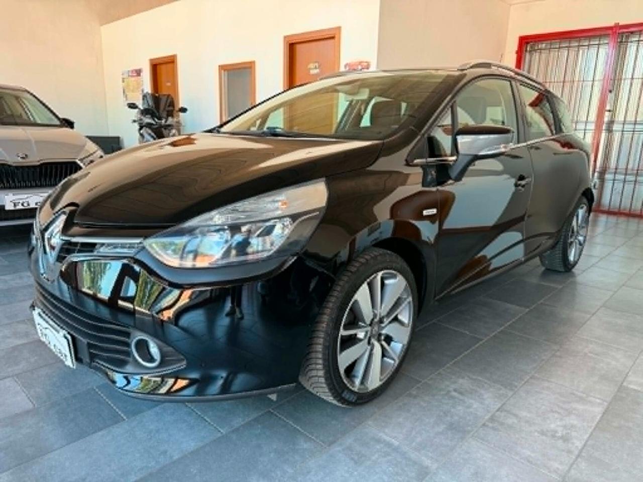 Renault Clio Sporter 1.5 dCi 8V 75CV Costume National