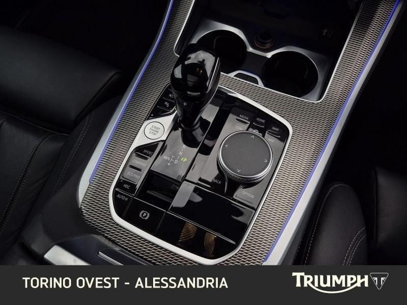 BMW X5 xdrive40d mhev 48V Msport auto