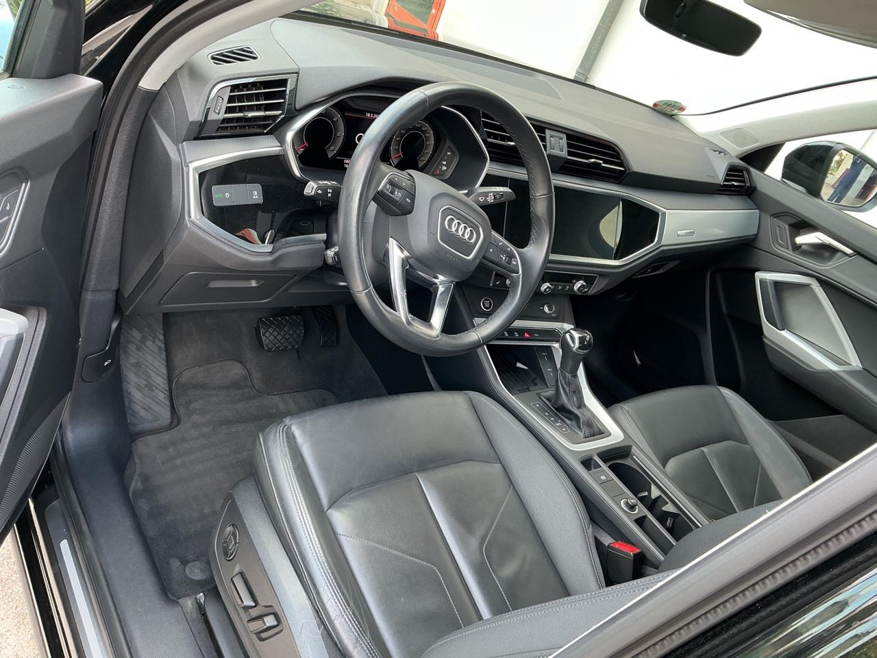 Audi Q3 35 TDI S tronic line edition - INTERNI PELLE