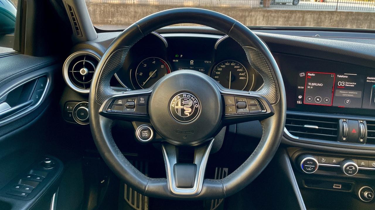 ALFA ROMEO GIULIA 2.2 TURBODIESEL SPRINT 190CV - FULL LED, PELLE, CAR PLAY
