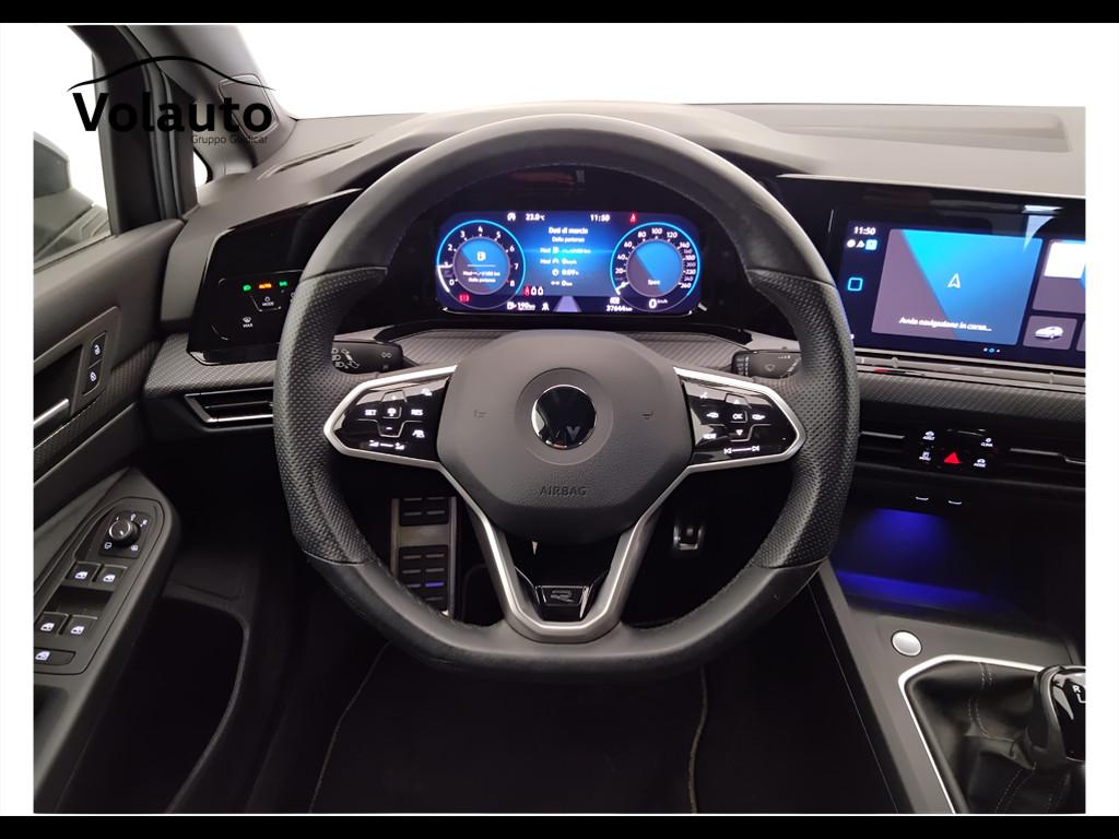 VOLKSWAGEN Golf VIII 2020 - Golf 1.5 tsi evo R-Line 130cv